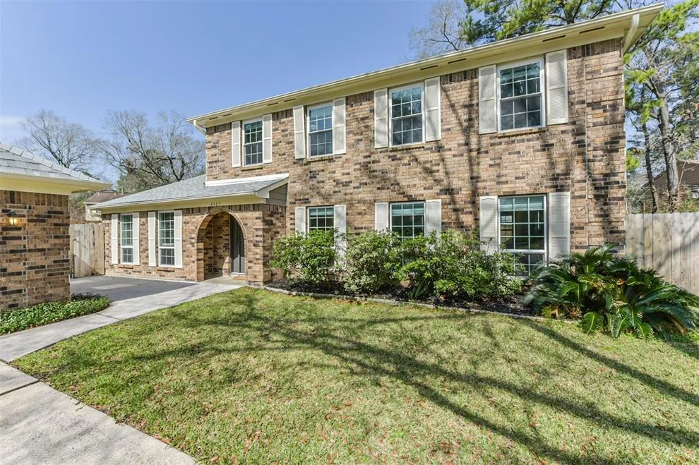 Unit for sale at 4107 Valley Haven Drive, Kingwood, TX 77339