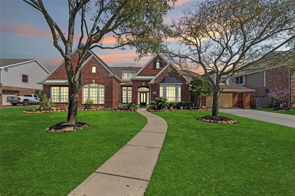 Unit for sale at 1111 Lake Grayson Drive, Katy, TX 77494