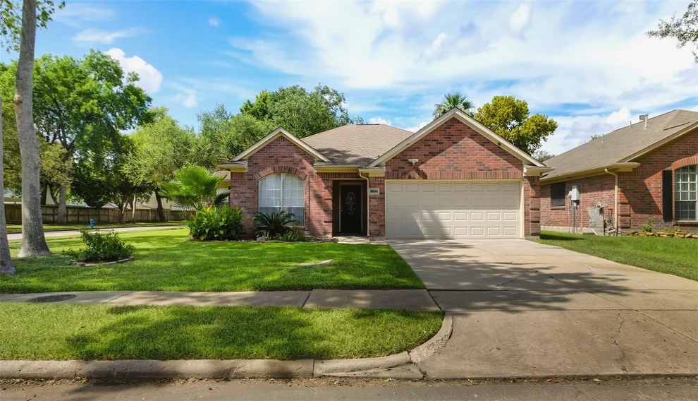 Unit for sale at 16830 Needle Ridge Court, Sugar Land, TX 77498