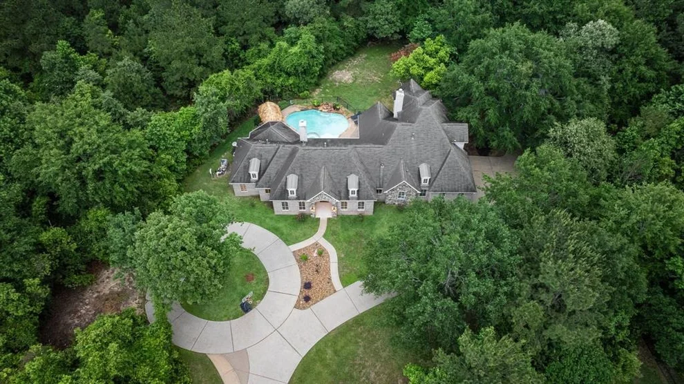 Unit for sale at 8401 Prince Charles Court, Montgomery, TX 77316