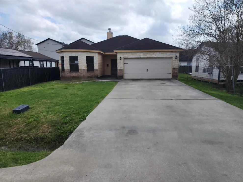 Unit for sale at 4506 Davenport Street, Houston, TX 77051