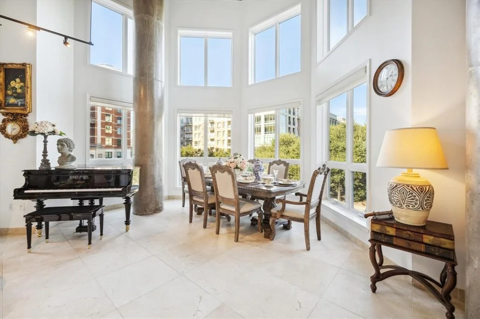 Unit for sale at 3030 Post Oak Boulevard, Houston, TX 77056
