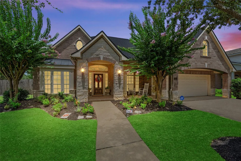 Unit for sale at 15814 Applerock Trail, Cypress, TX 77433
