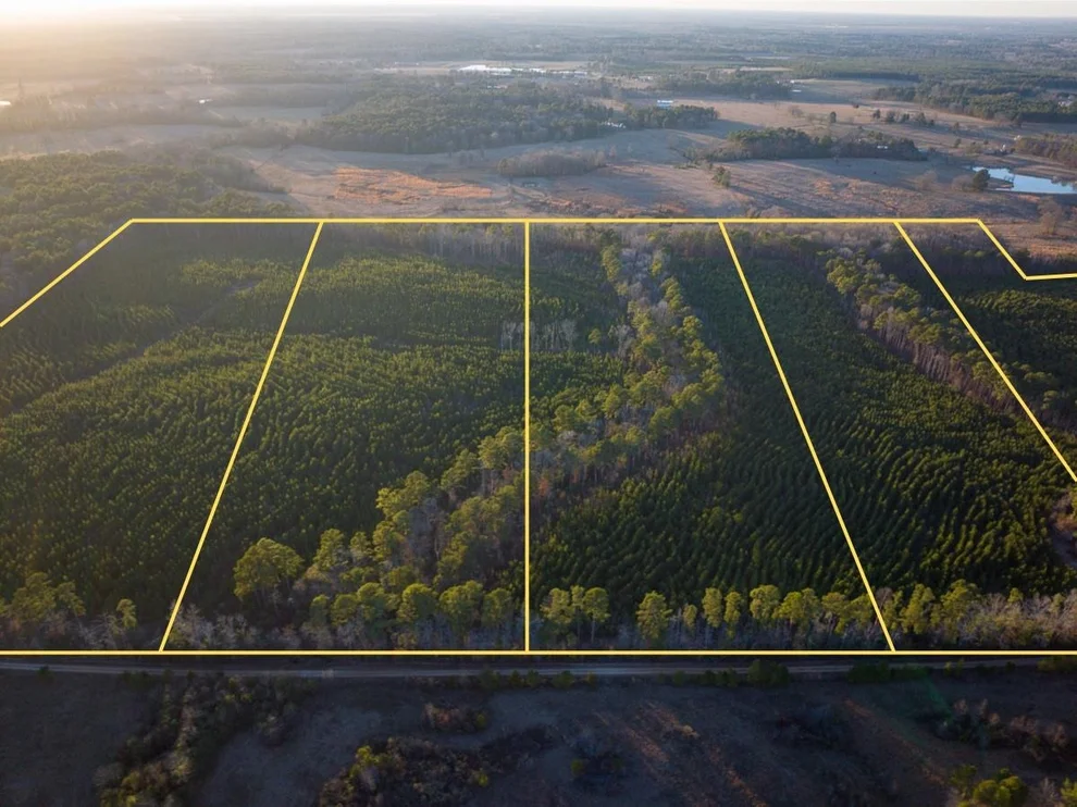 Unit for sale at T-3 Cr 4415, Annona, TX 75559