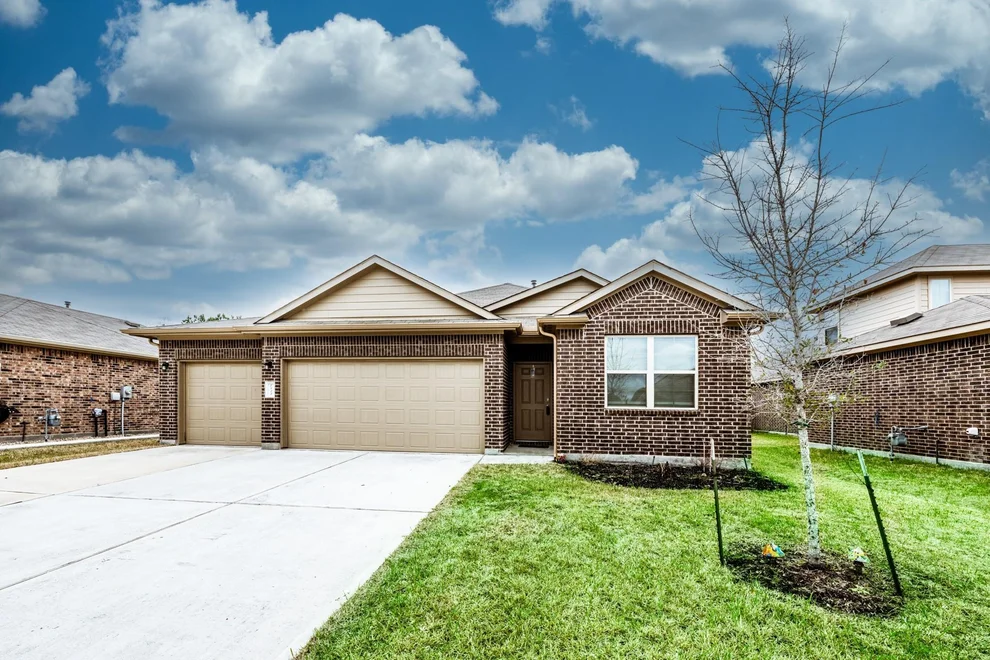 Unit for sale at 7822 London Tower Lane, Houston, TX 77044