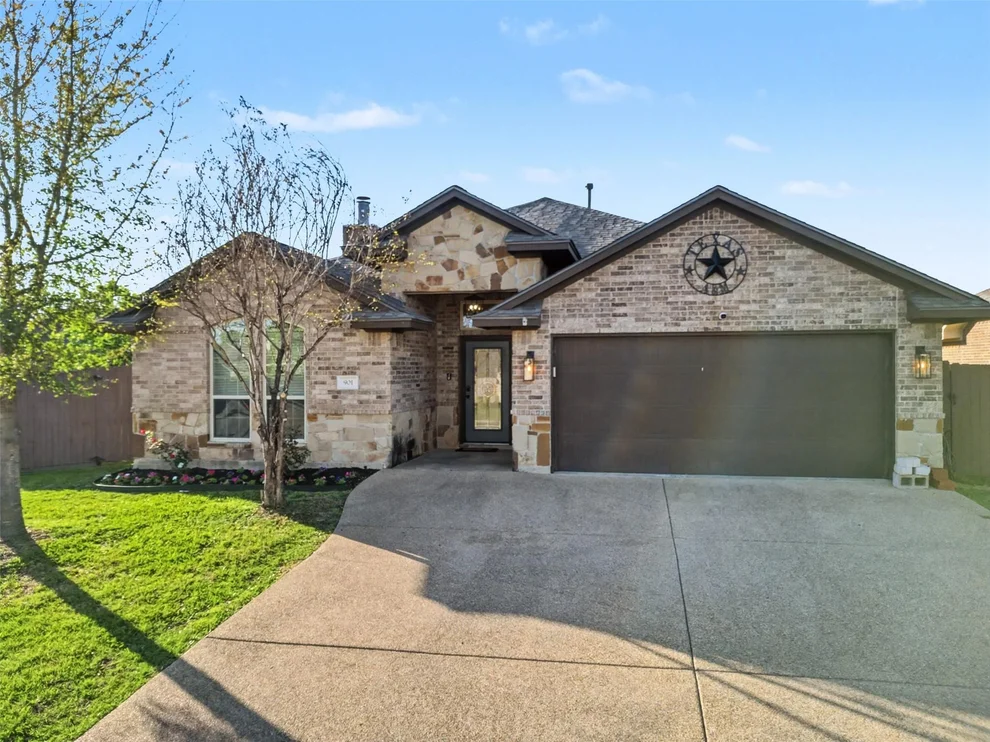 Unit for sale at 901 Dove Run Trail, College Station, TX 77845