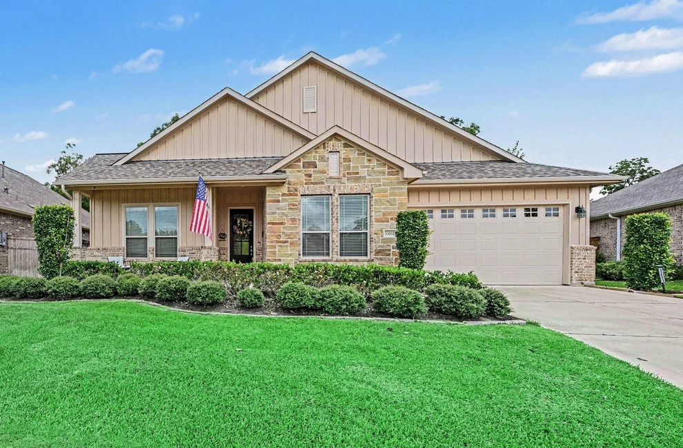 Unit for sale at 33002 Woodlake Drive, Fulshear, TX 77441