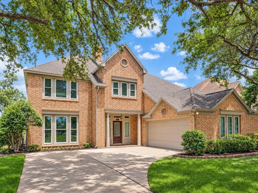 Unit for sale at 4118 Pebble Beach Drive, League City, TX 77573