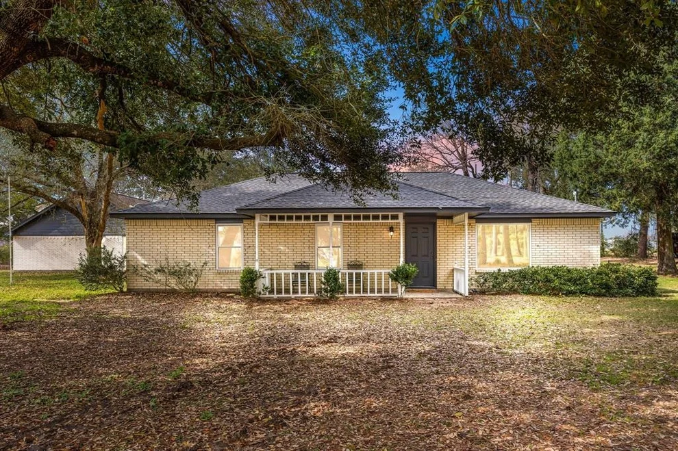 Unit for sale at 19515 Lindsey Road, Tomball, TX 77377