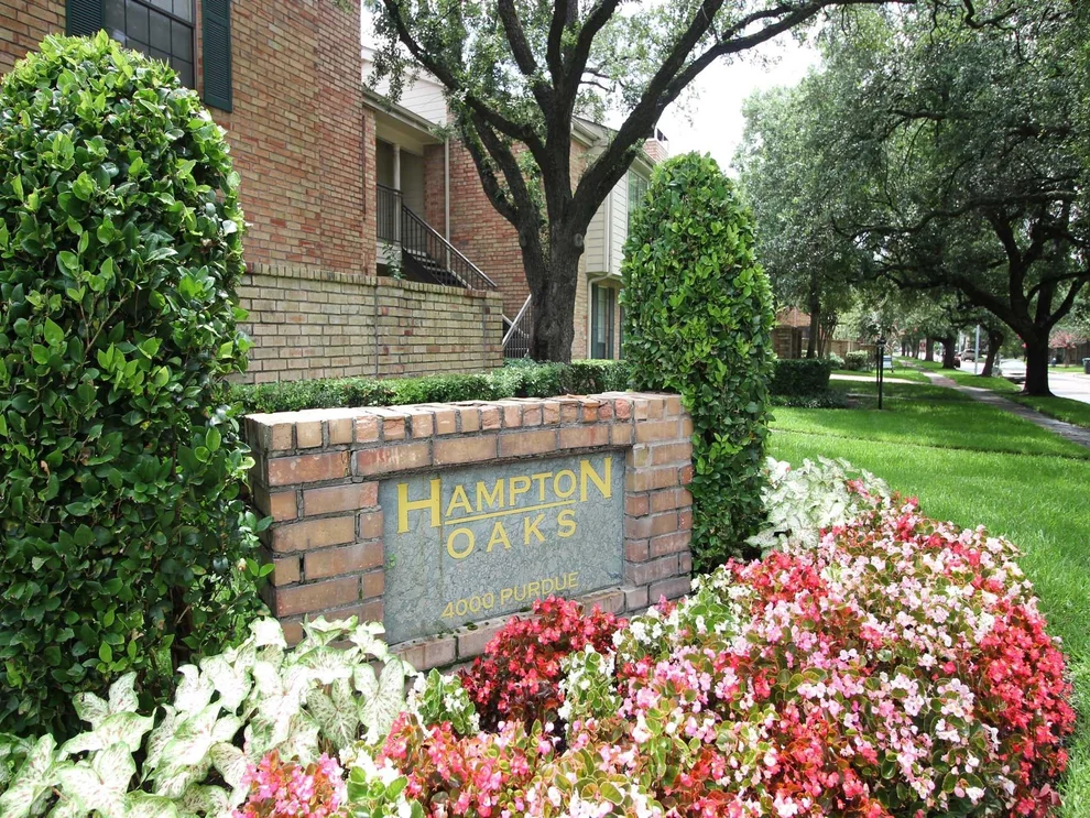 Unit for sale at 4000 Purdue Street, Houston, TX 77005