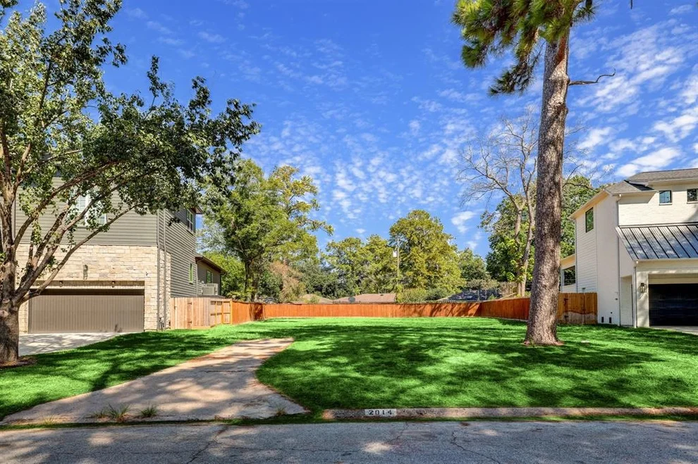 Unit for sale at 2014 Ebony Lane, Houston, TX 77018