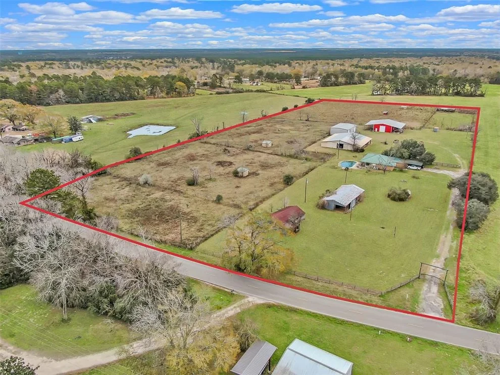 Unit for sale at 8266 S Williams Road, Conroe, TX 77303