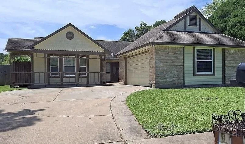 Unit for sale at 12007 Fairpoint Drive, Houston, TX 77099