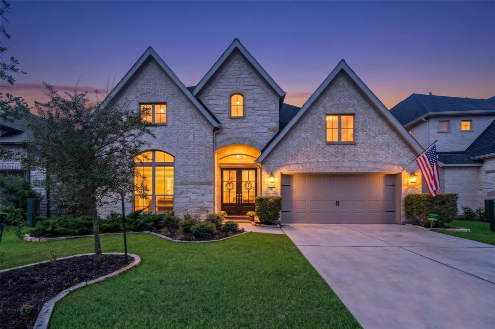 Unit for sale at 116 Stephens Ridge Lane, Montgomery, TX 77316