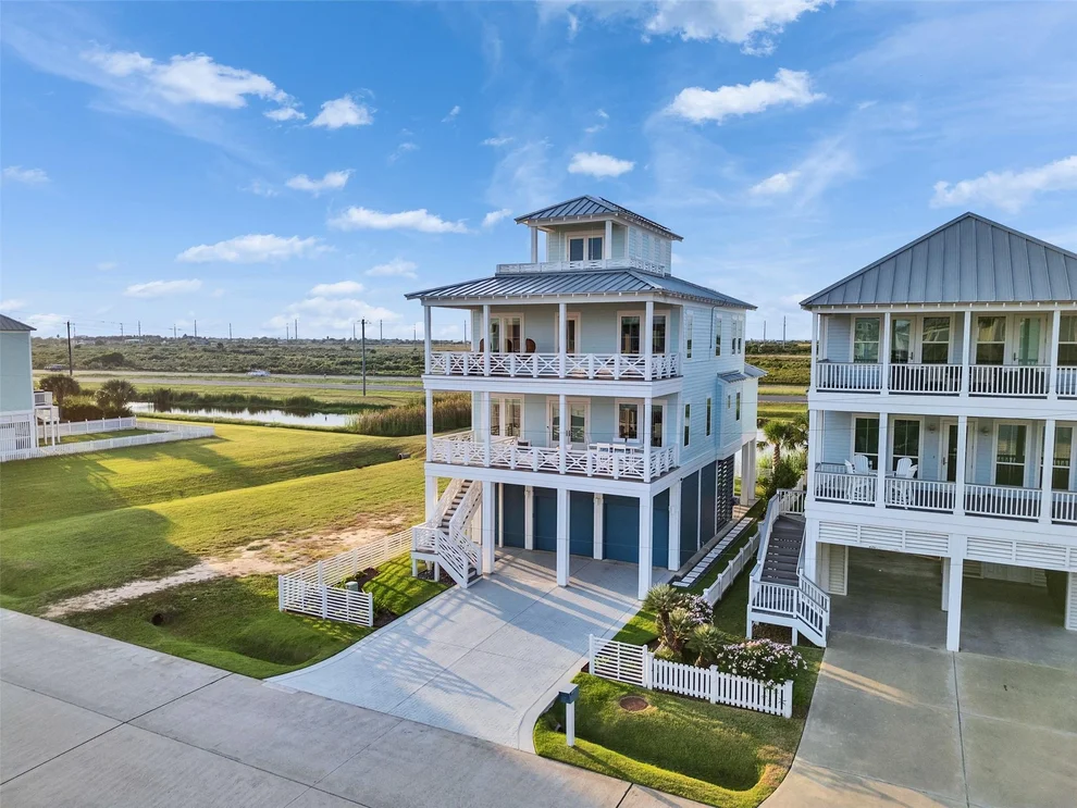 Unit for sale at 11392 Starfish, Galveston, TX 77554