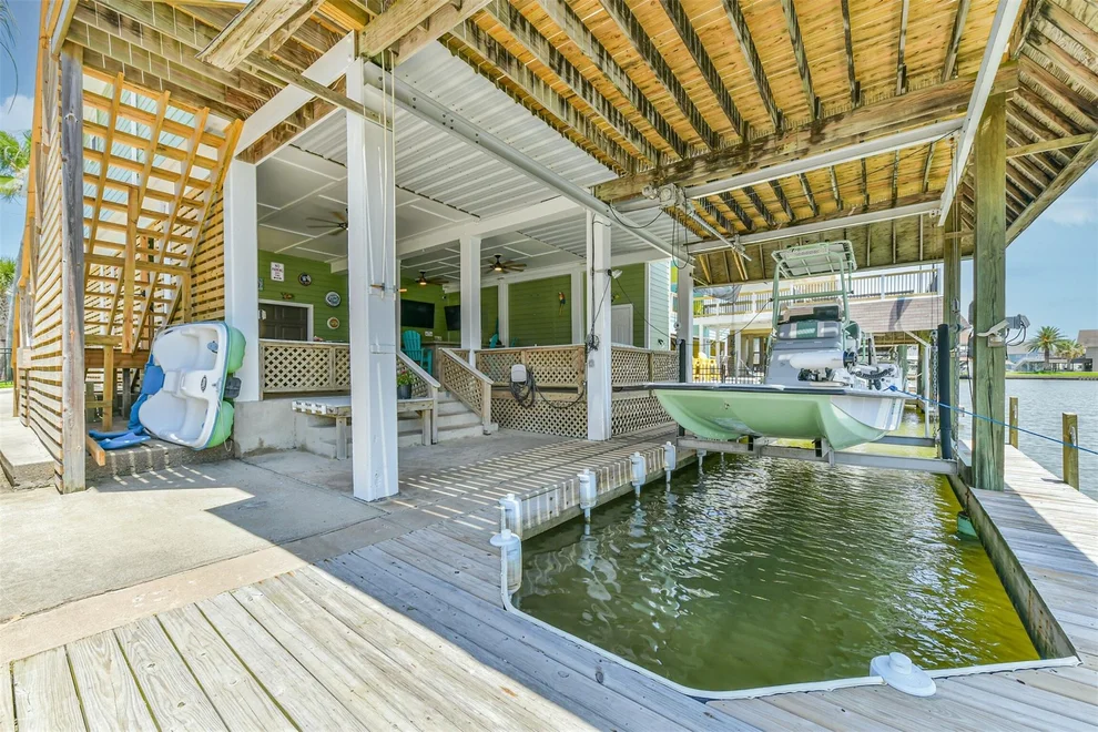 Unit for sale at 1823 Tiki Drive, Galveston, TX 77554