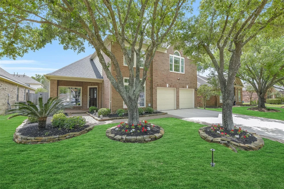 Unit for sale at 15410 Coral Leaf Trail, Cypress, TX 77433