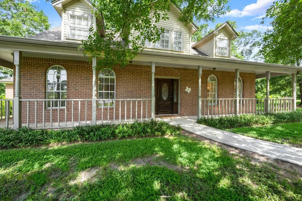Unit for sale at 21 Panorama Drive, Conroe, TX 77304