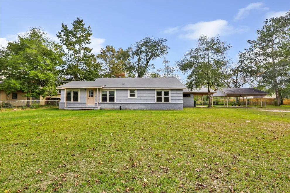 Unit for sale at 407 Tanner Avenue, Cleveland, TX 77327