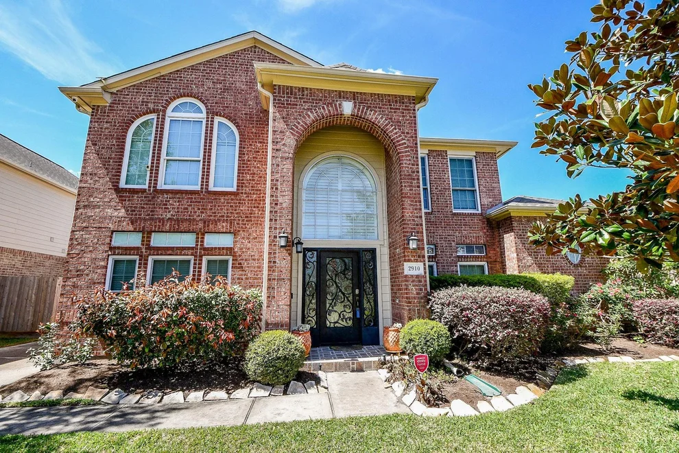 Unit for sale at 2910 Clayton Ridge Court, Houston, TX 77082