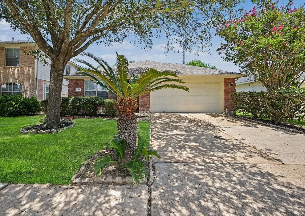 Unit for sale at 18806 S Wimbledon Drive, Katy, TX 77449