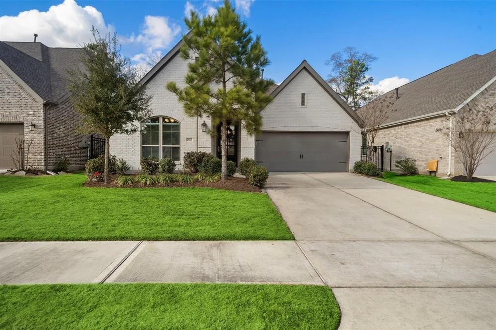 Unit for sale at 7822 Charter Hill Drive, Magnolia, TX 77354
