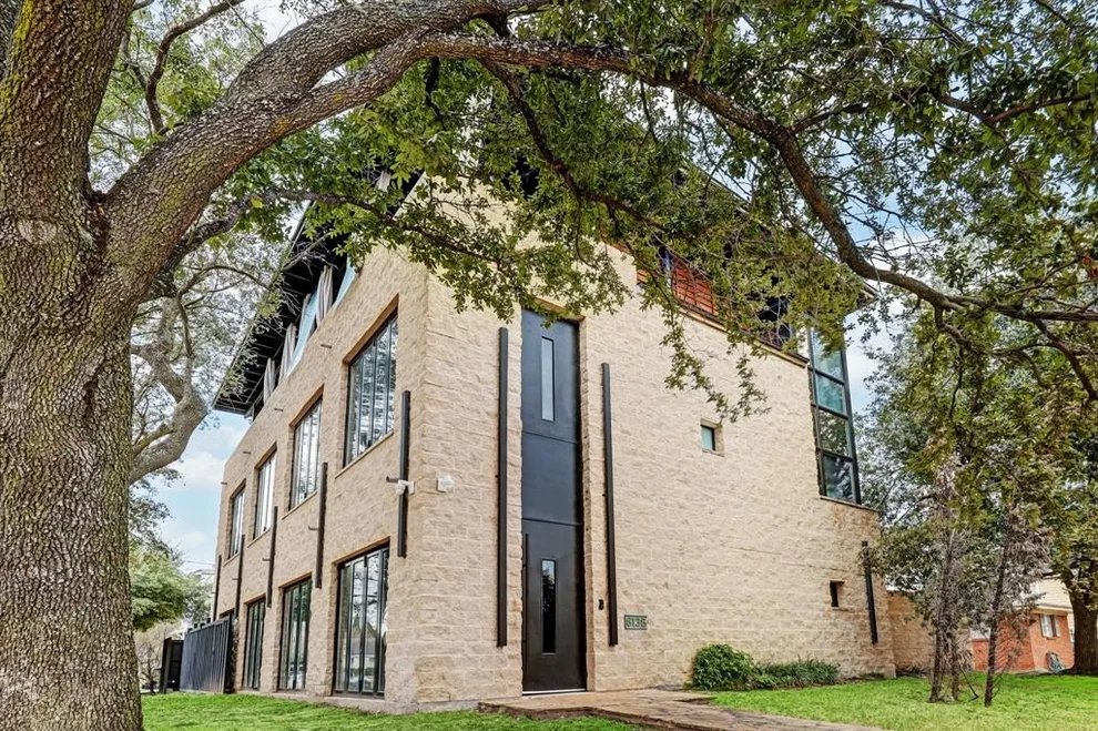 Unit for sale at 6136 Kirby Drive, West University Place, TX 77005