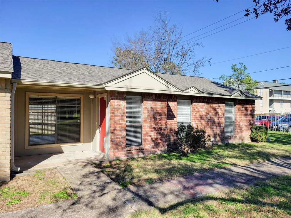 Unit for sale at 8801 Hammerly Boulevard, Houston, TX 77080