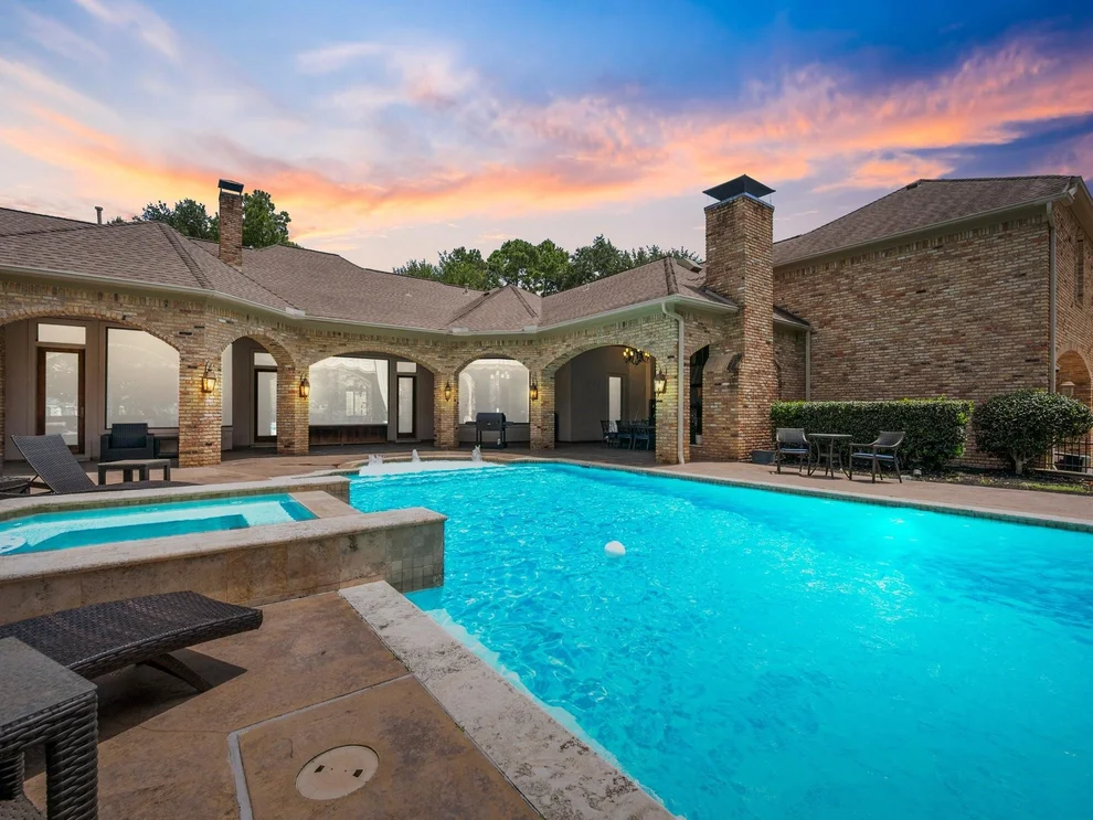 Unit for sale at 11927 Waterford Estates Court, Tomball, TX 77377