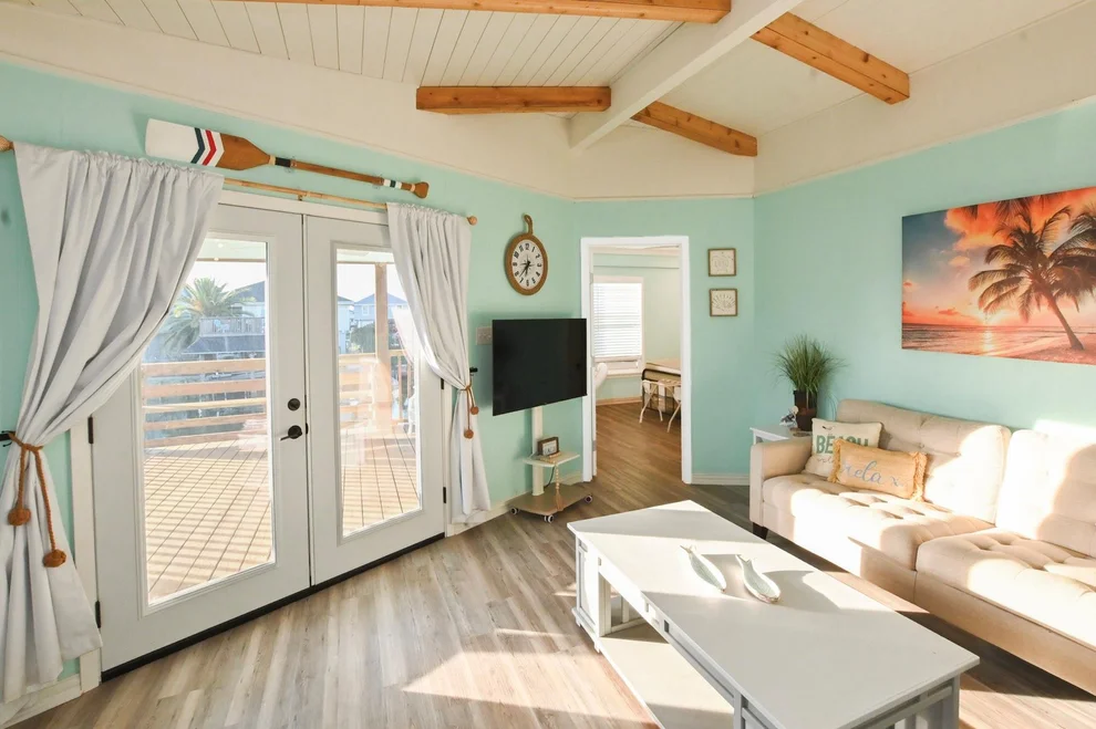 Unit for sale at 190 Barracuda, Bayou Vista, TX 77563