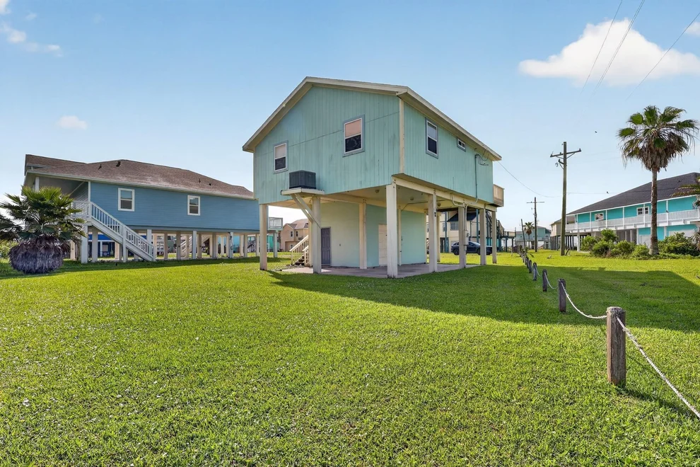 Unit for sale at 3259 Pirates Cove, Crystal Beach, TX 77650