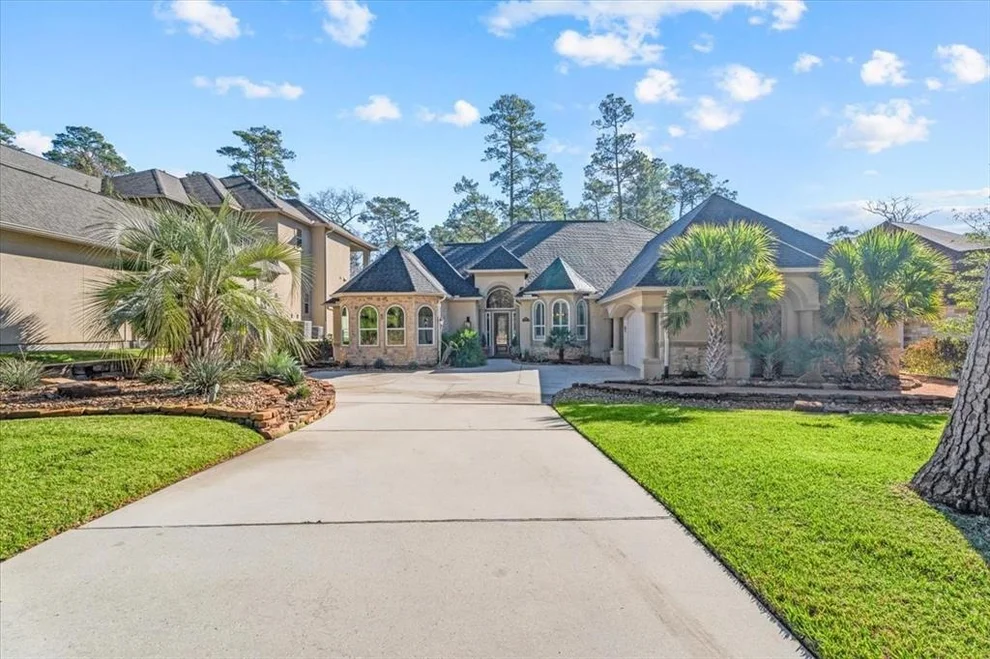 Unit for sale at 348 W Pines Drive, Montgomery, TX 77356