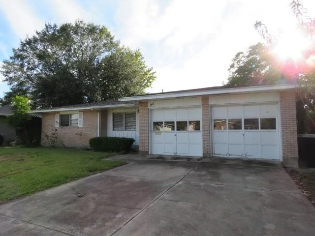 Unit for sale at 5111 Foster Avenue, Groves, TX 77619