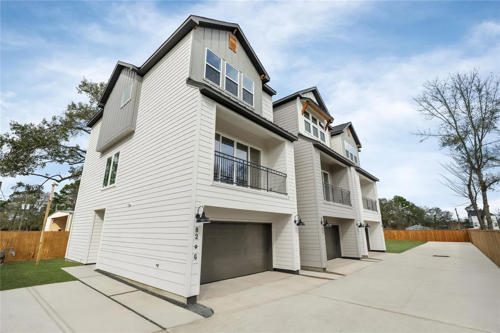 Unit for sale at 826 Curtin Street, Houston, TX 77018