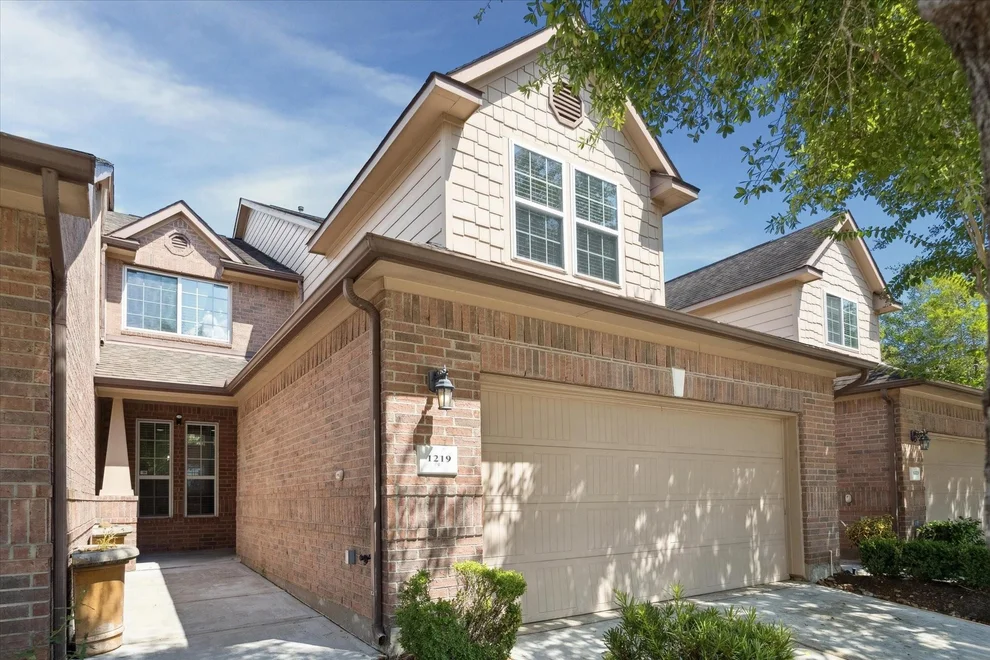 Unit for sale at 1219 Glenwood Canyon Lane, Houston, TX 77077