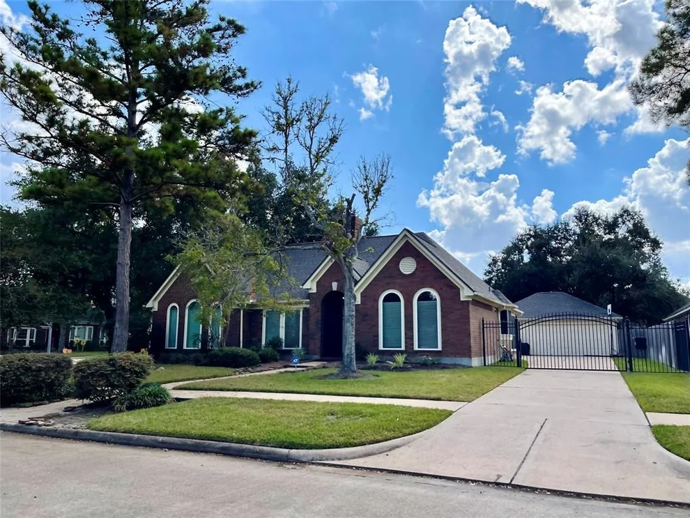 Unit for sale at 1934 Hillgreen Drive, Katy, TX 77494