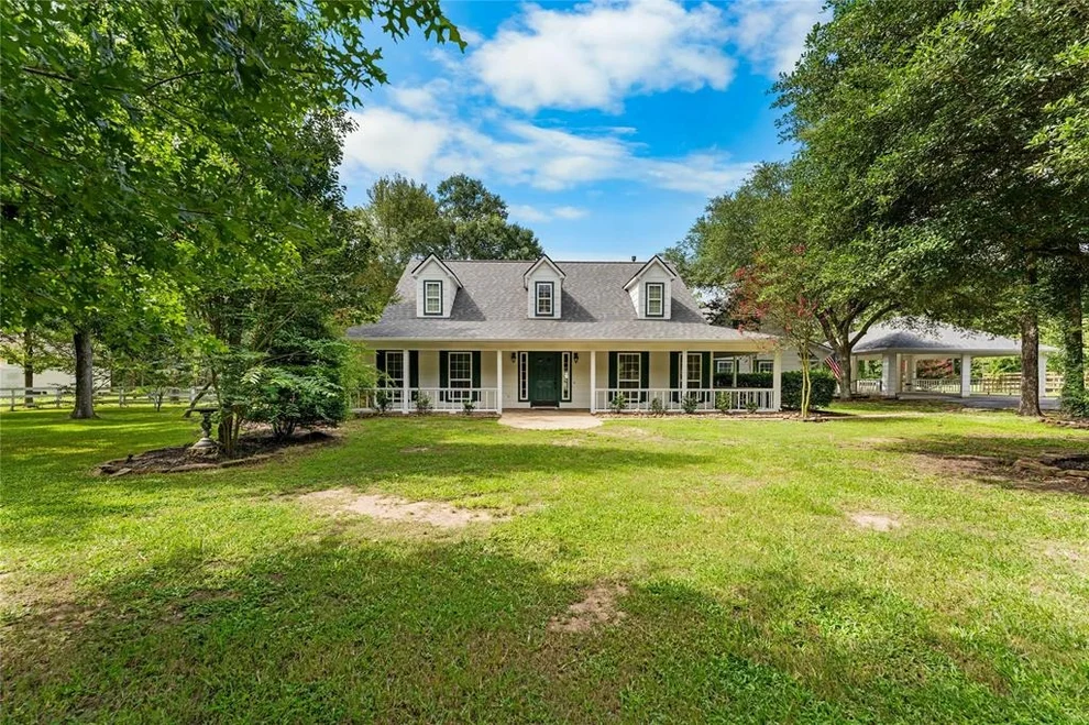 Unit for sale at 30803 S High Meadow Circle, Magnolia, TX 77355