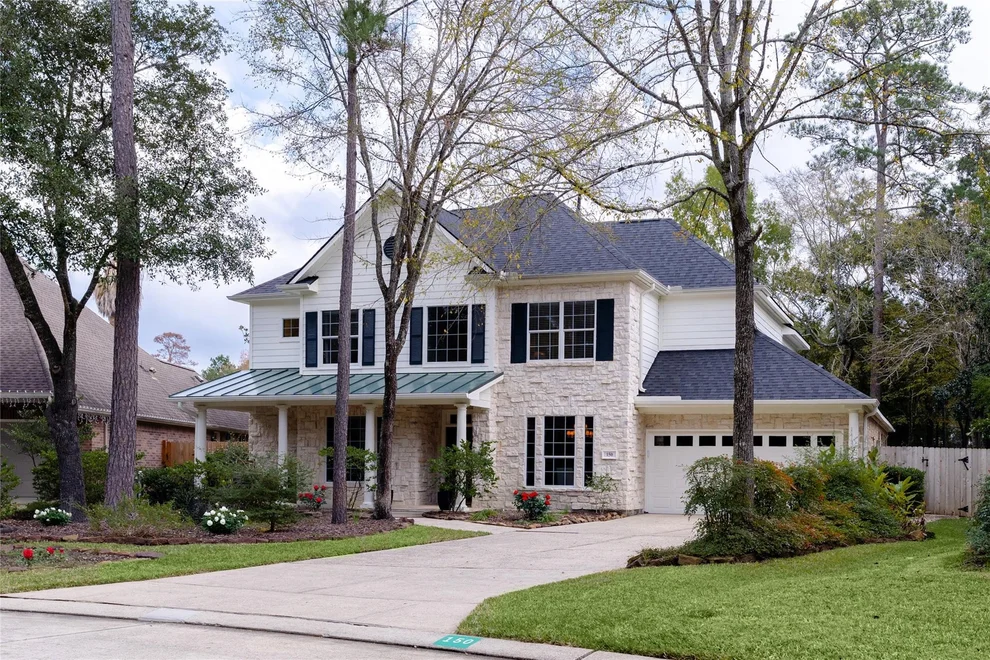 Unit for sale at 150 Goldenvine Court, The Woodlands, TX 77382