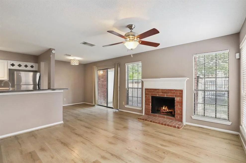 Unit for sale at 2211 S Kirkwood Road, Houston, TX 77077