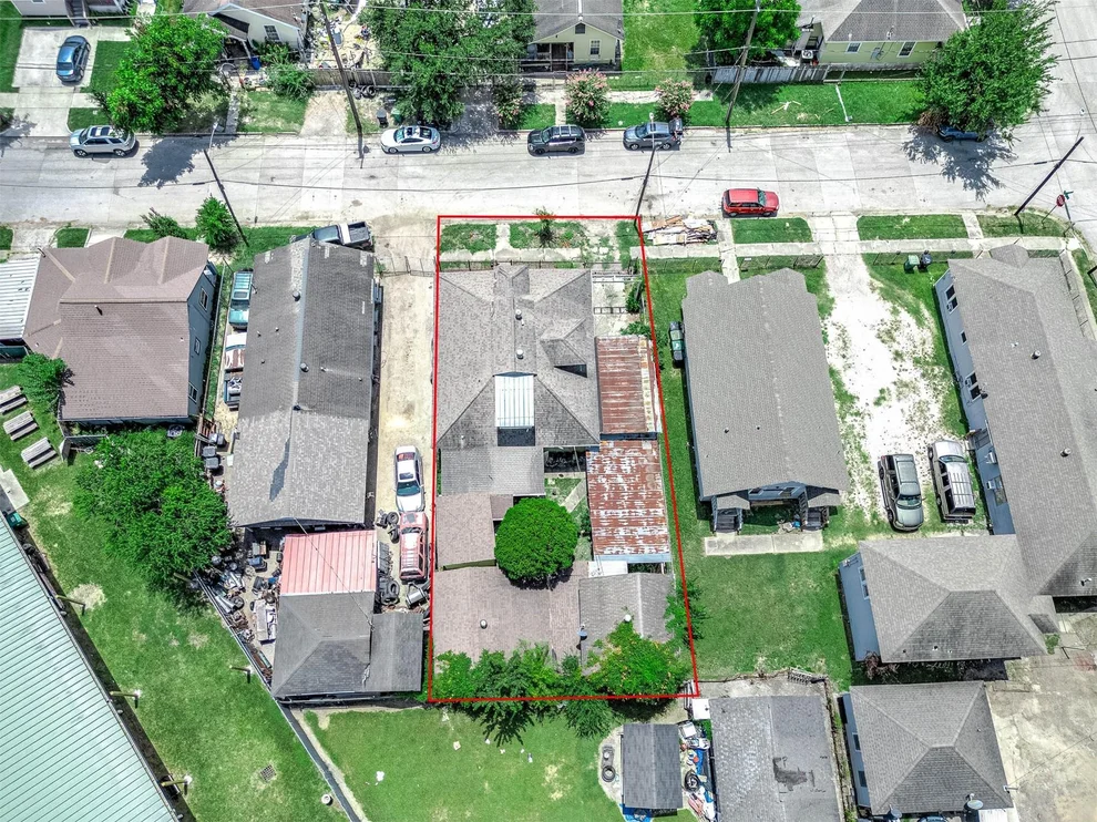 Unit for sale at 7309 Avenue E, Houston, TX 77011