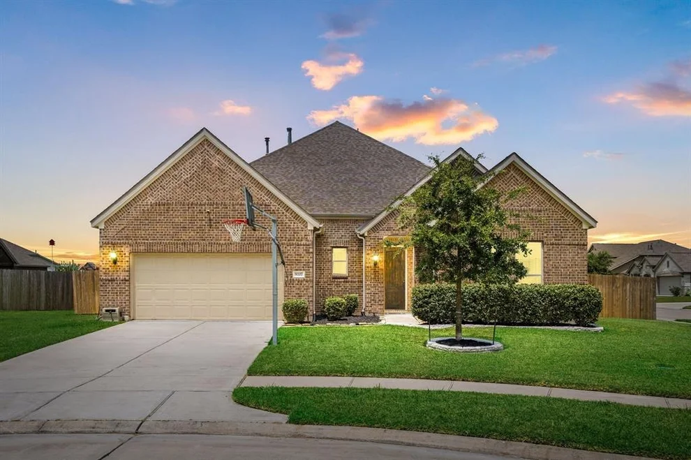 Unit for sale at 9207 Franklin Drive, Baytown, TX 77523