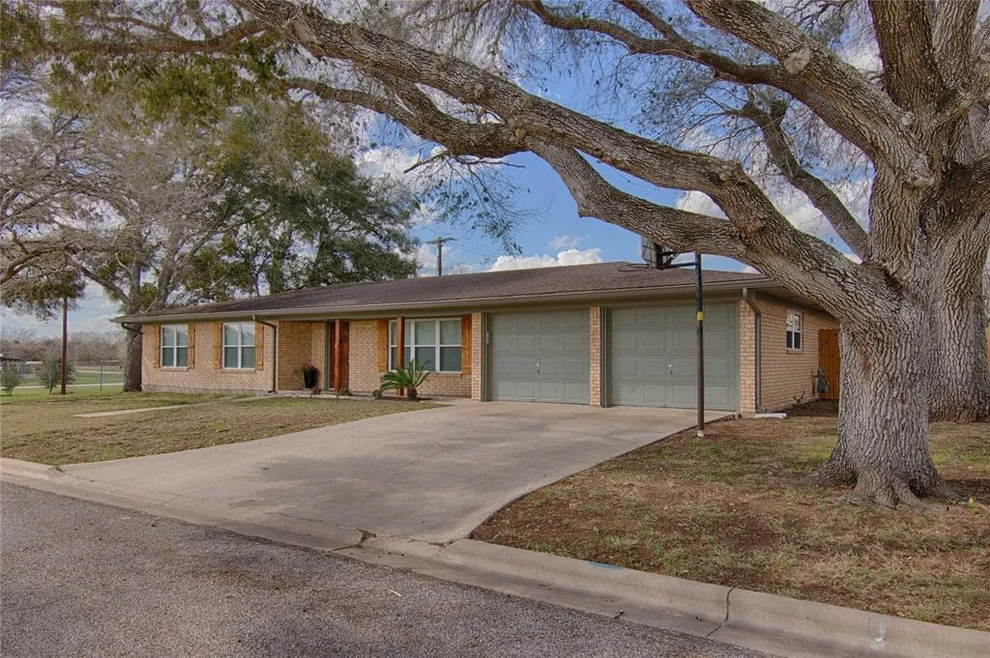 Unit for sale at 221 W Wagner Street, Shiner, TX 77984
