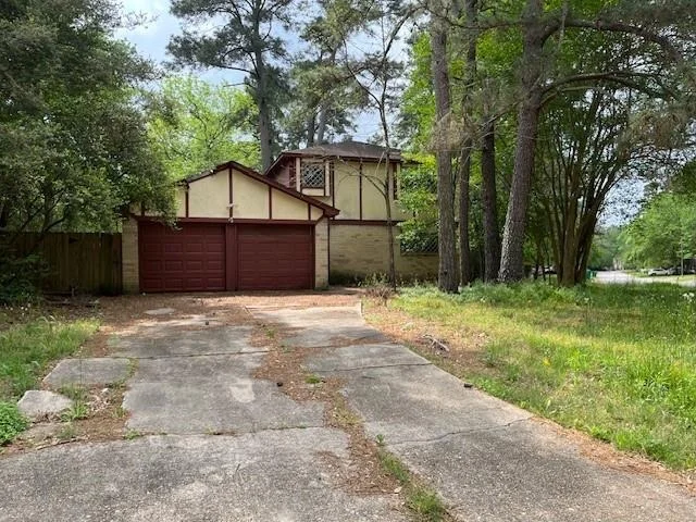 Unit for sale at 4 Dashwood Forest Street, The Woodlands, TX 77381