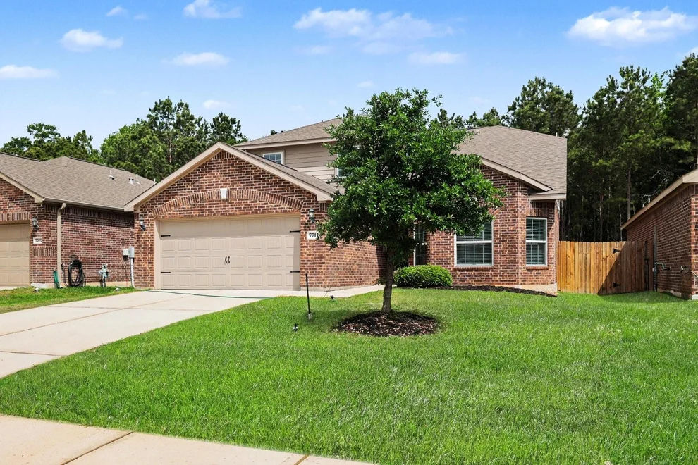 Unit for sale at 7711 Boulder Sunstone Lane, Conroe, TX 77304