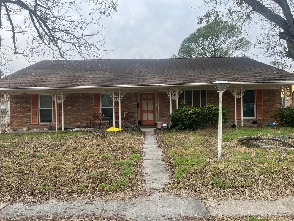 Unit for sale at 6023 Lattimer Drive, Houston, TX 77035