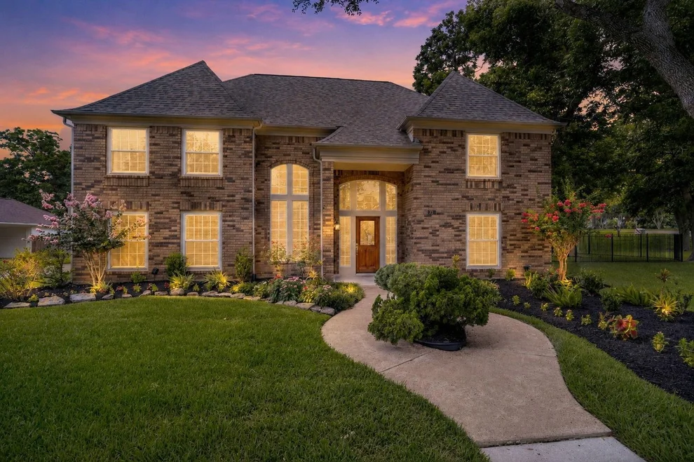 Unit for sale at 75 Stalybridge Street, Sugar Land, TX 77479