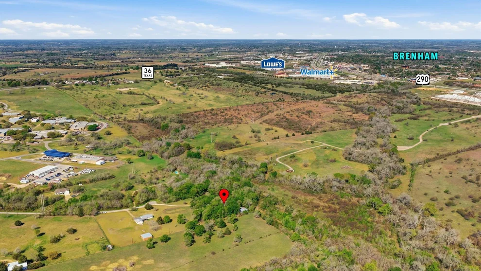 Unit for sale at 4001 Zoo Lane, Brenham, TX 77833
