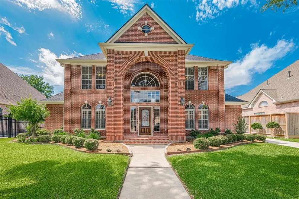 Unit for sale at 16405 Jersey Hollow Drive, Jersey Village, TX 77040