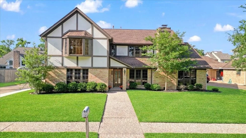 Unit for sale at 16003 Brook Forest Drive, Houston, TX 77059