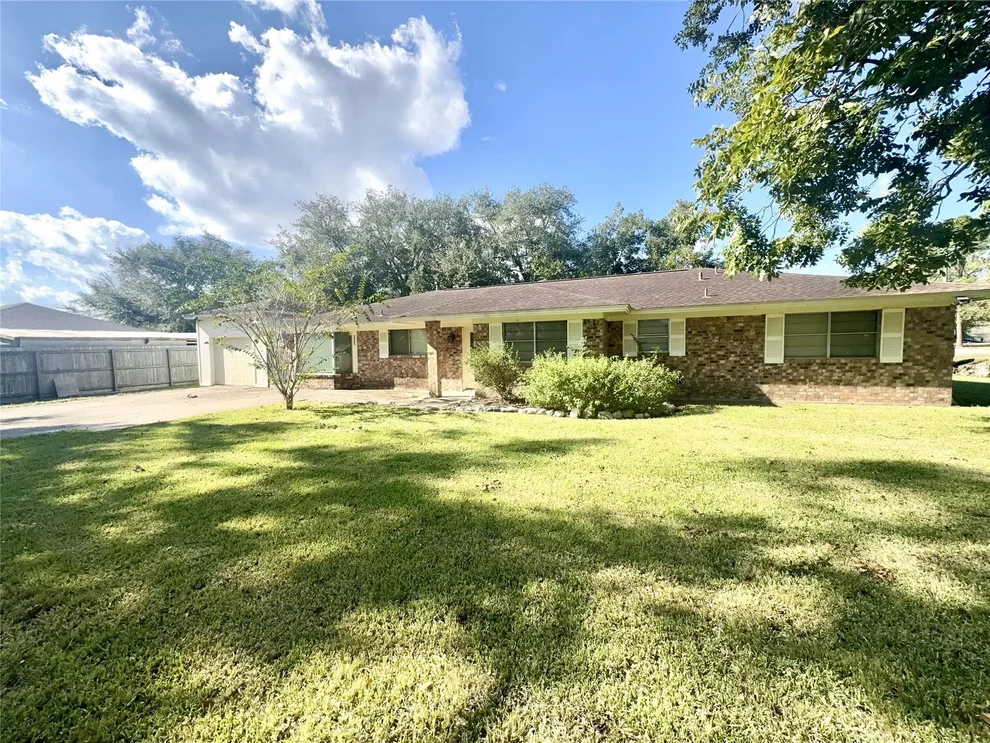 Unit for sale at 332 Farm To Market 2431, Markham, TX 77456